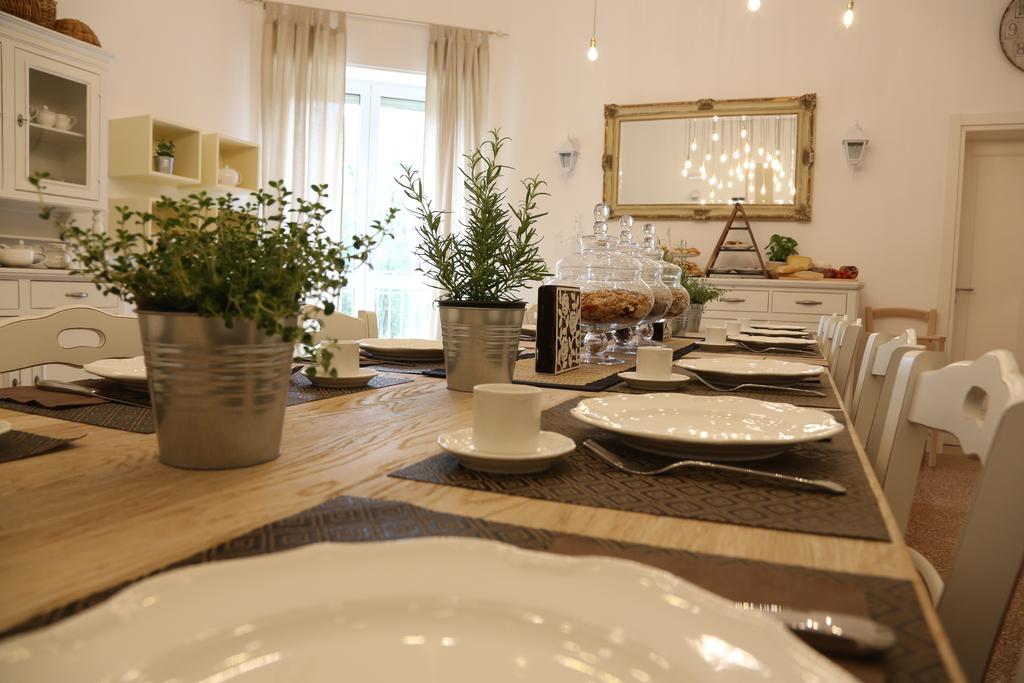 Palazzo Bignami Bed and Breakfast Lecce Exteriör bild