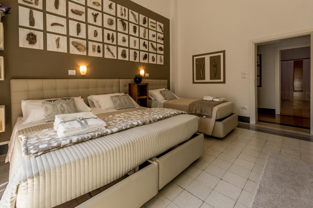 Palazzo Bignami Bed and Breakfast Lecce Exteriör bild