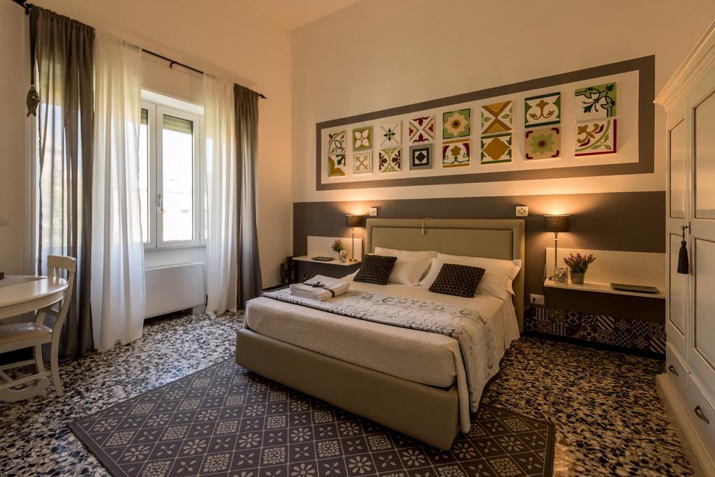 Palazzo Bignami Bed and Breakfast Lecce Exteriör bild