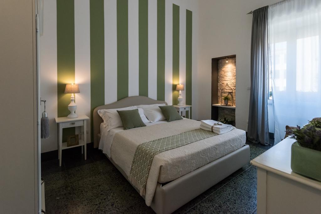 Palazzo Bignami Bed and Breakfast Lecce Exteriör bild