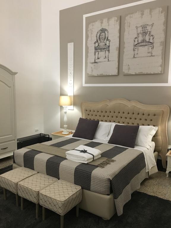 Palazzo Bignami Bed and Breakfast Lecce Exteriör bild