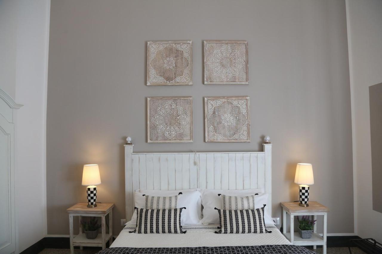 Palazzo Bignami Bed and Breakfast Lecce Exteriör bild