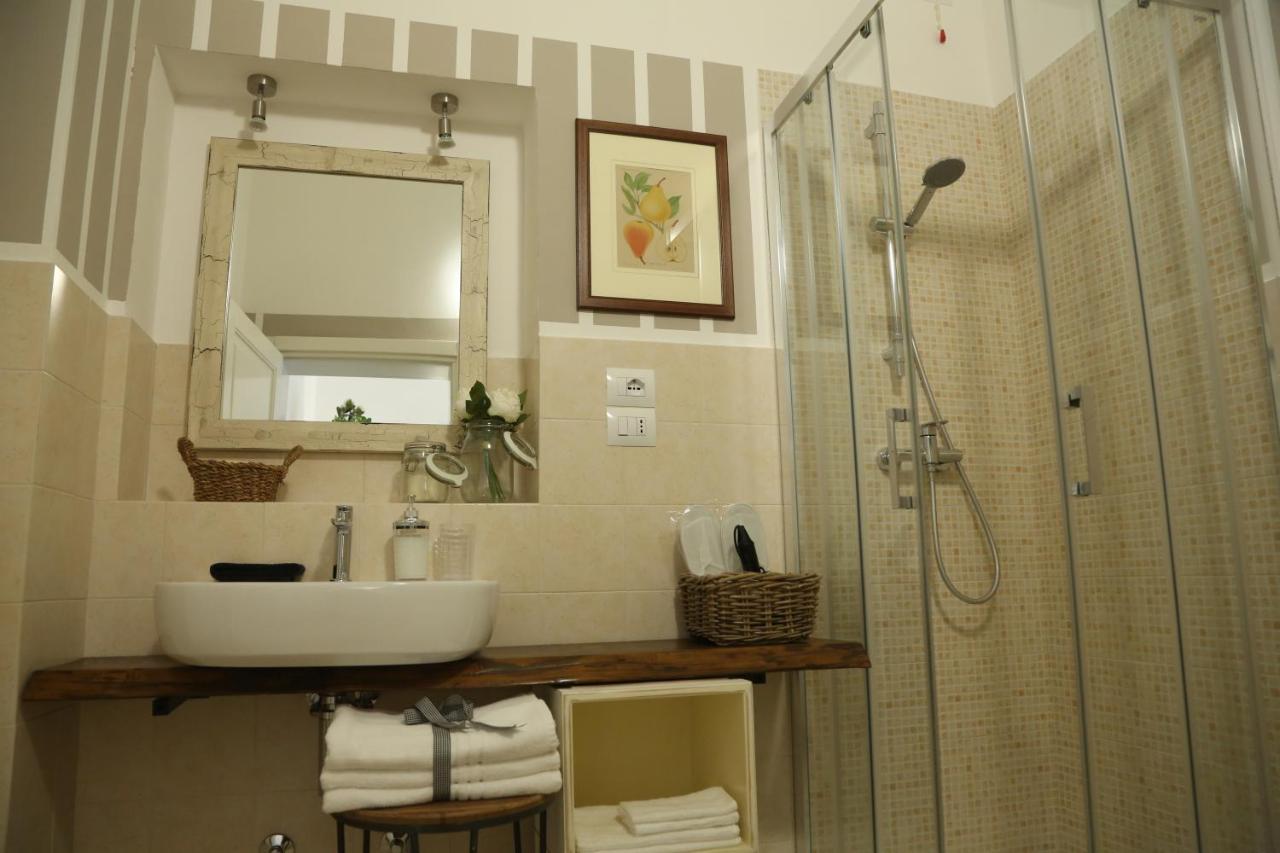 Palazzo Bignami Bed and Breakfast Lecce Exteriör bild