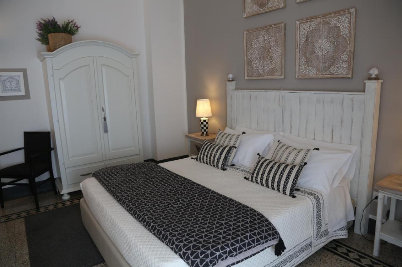 Palazzo Bignami Bed and Breakfast Lecce Exteriör bild
