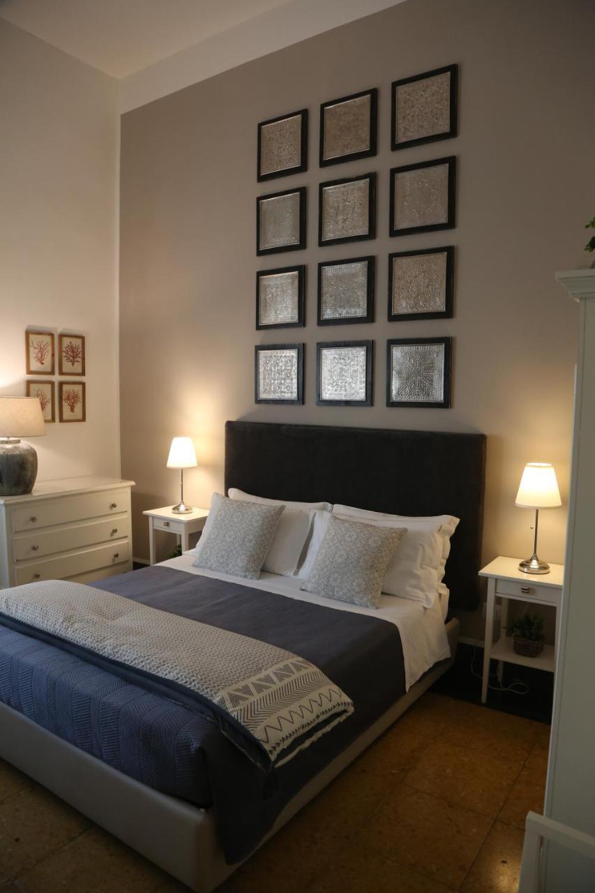 Palazzo Bignami Bed and Breakfast Lecce Exteriör bild
